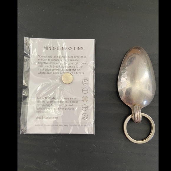 Breathe calming spoon keychain with hard enamel pin. - Picture 2 of 2